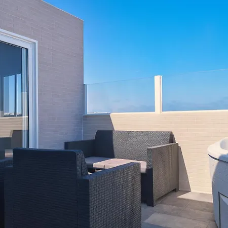 Atico 14 Διαμέρισμα *