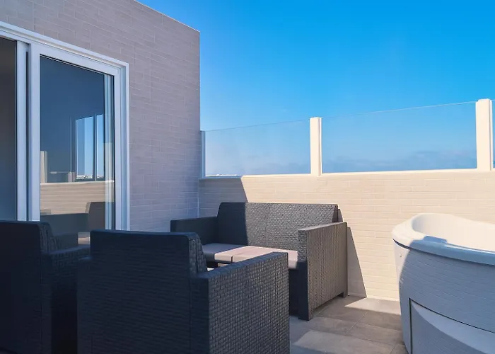 Atico 14 Apartment *